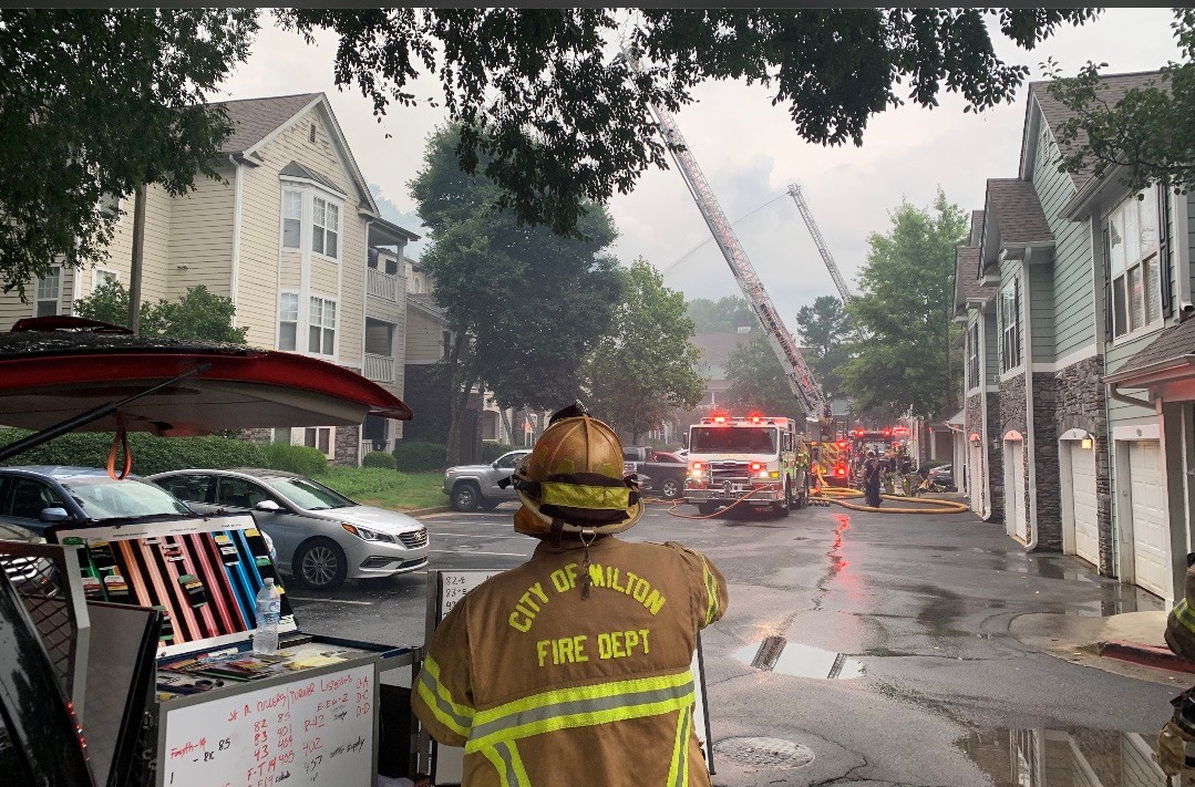 ground.level.firefighter.working.scene.cropped