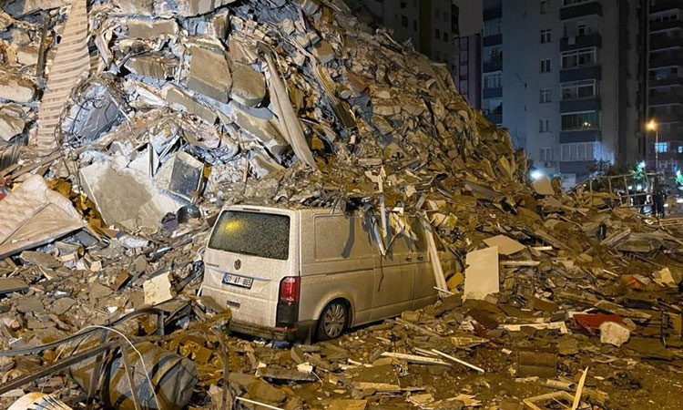 van rubble US embassy Italy picture