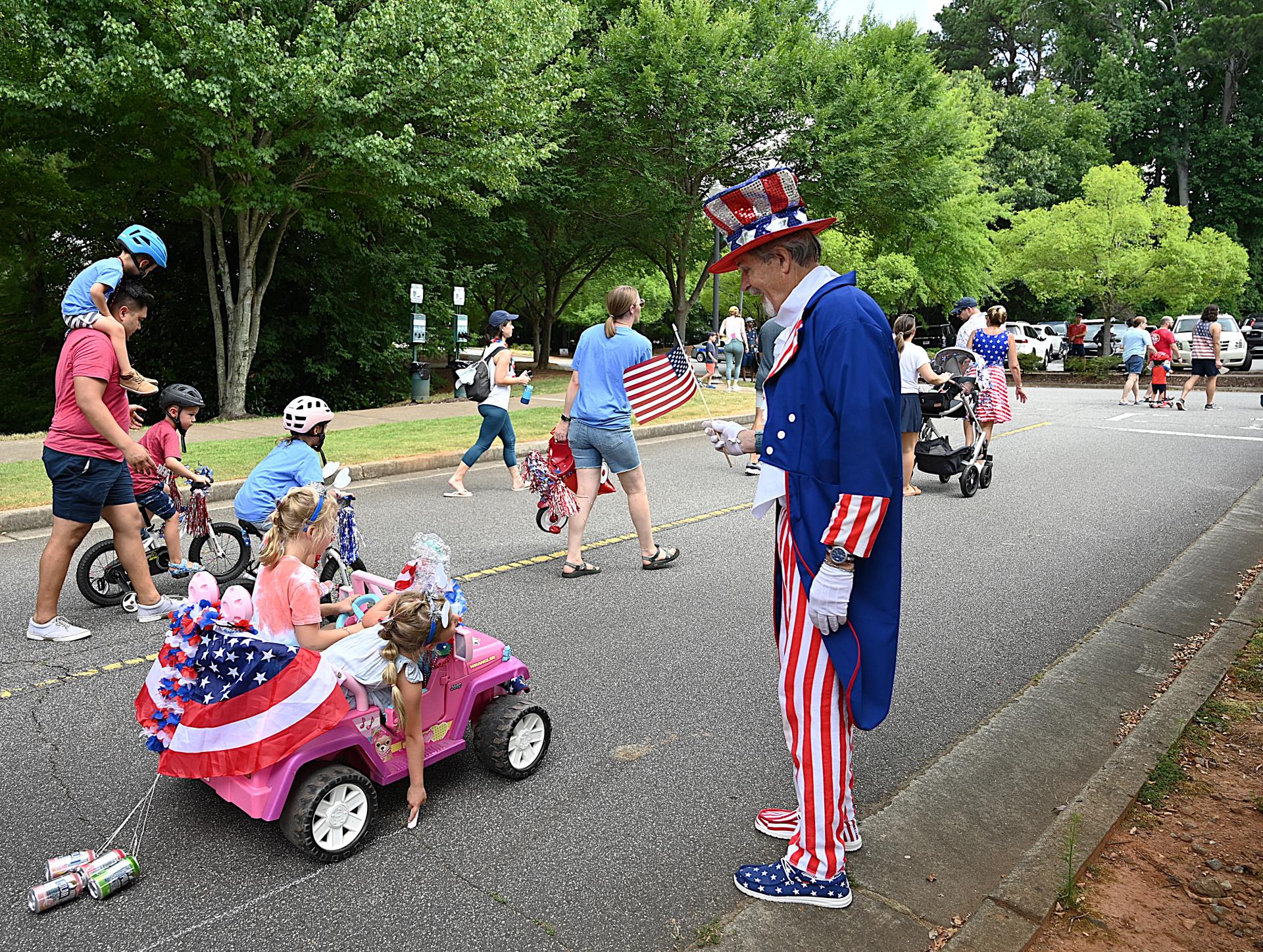 #Uncle Sam Greeting Kids